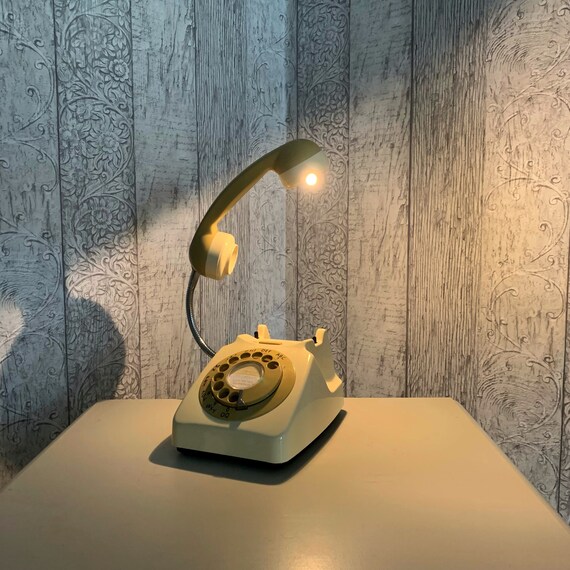 懐かしいレトロなランプ、回転ダイヤル式電話ランプ。 - Etsy 日本