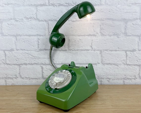 ManCave Gifts, Quirky Retro Telephone Lamp