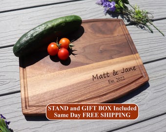 Personalized Wood Cutting Board: Engraved Gift with Juice Groove