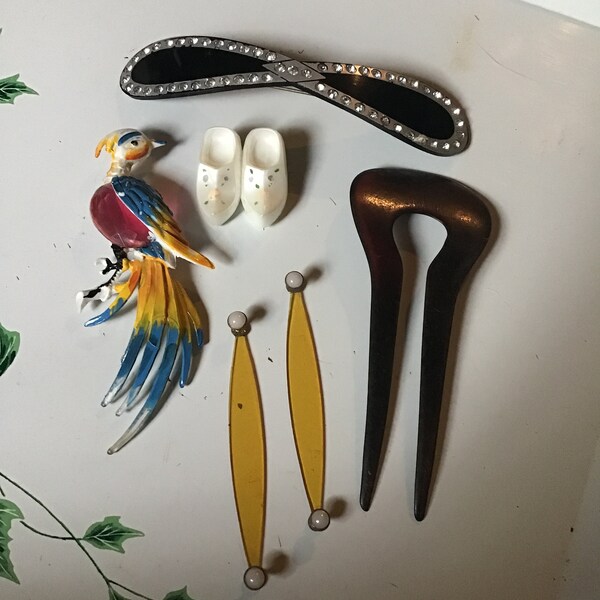 SALE ! Lot Antique Celluloid Early plastics jewelry - pins - hair comb - collar stays - jelly belly - brooch - estate