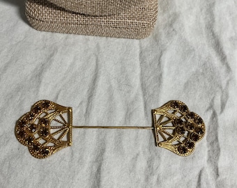 SALE - Antique Hat pin - stick pin - purple - stones - filigree - 1900 - vintage  - jewelry  - Estate