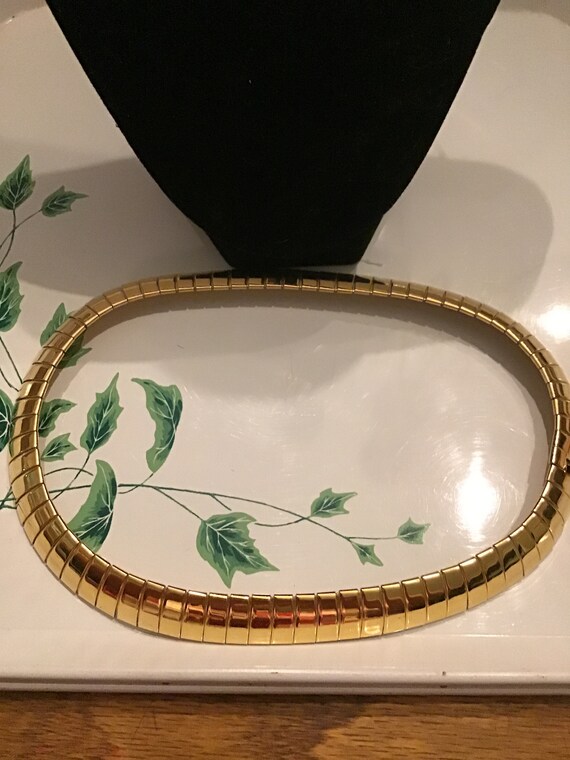 SALE ! Chunky Vintage Monet goldtone Necklace - co