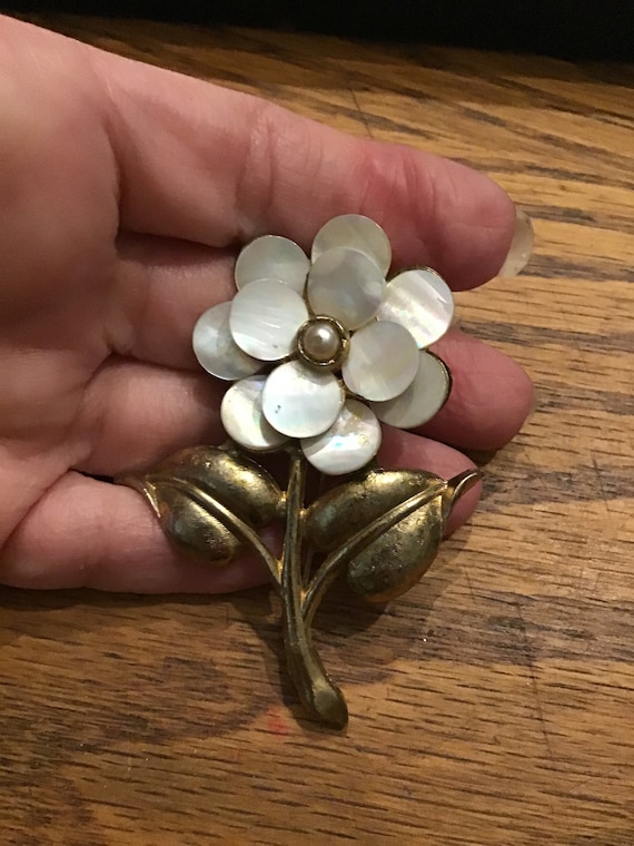 Designer brooch best sale sale