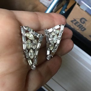 SALE ! Vintage Vendome Sparkly Rhinestone Earrings - clip on - clear - mid century - designer - signed - silver tone -  jewelry - estate
