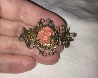 SALE - Vintage Victorian Revival Floral pin - glass - brooch  - jewelry - estate
