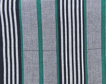 FASO DAN FANI tissu artisanal en coton fabriqué à la main sur un métier à tisser Burkina Faso