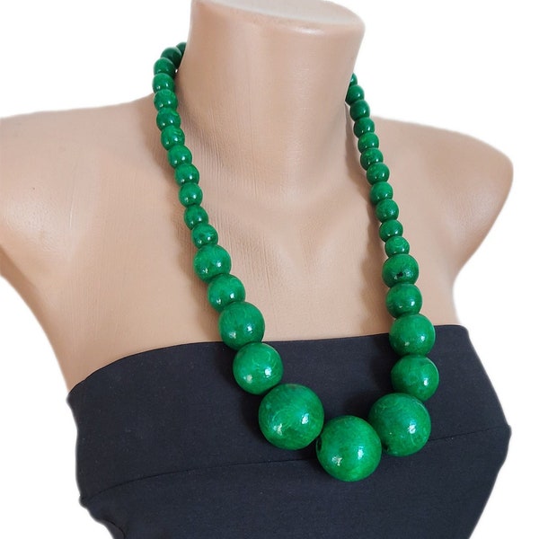 Collier en bois écologique, collier Green Chunky pour femmes, collier de perles en bois, collier en bois audacieux, collier en bois pour elle, bijoux Boho