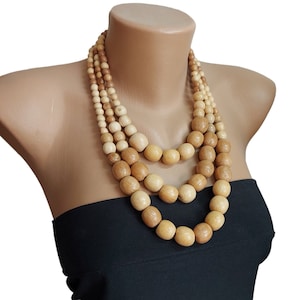 Collier en bois à trois rangées, collier de déclaration pour les femmes, collier de perles de bois, collier de perles de bois, bijoux écologiques image 1