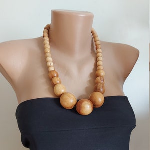 Eco friendly wooden necklace,Chunky necklace for women,Wood bead necklace,Wood bold necklace,Wooden necklace for her,Boho jewelry