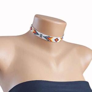 Gargantilla de cuentas de turquesa blanca: Collar de cuentas de estilo étnico
