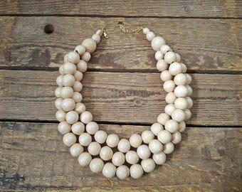 Holz dreireihige Perlenkette 17-Zoll-inneren, Statement Holzperlenkette, Neutrale Farbe, Eco Schmuck