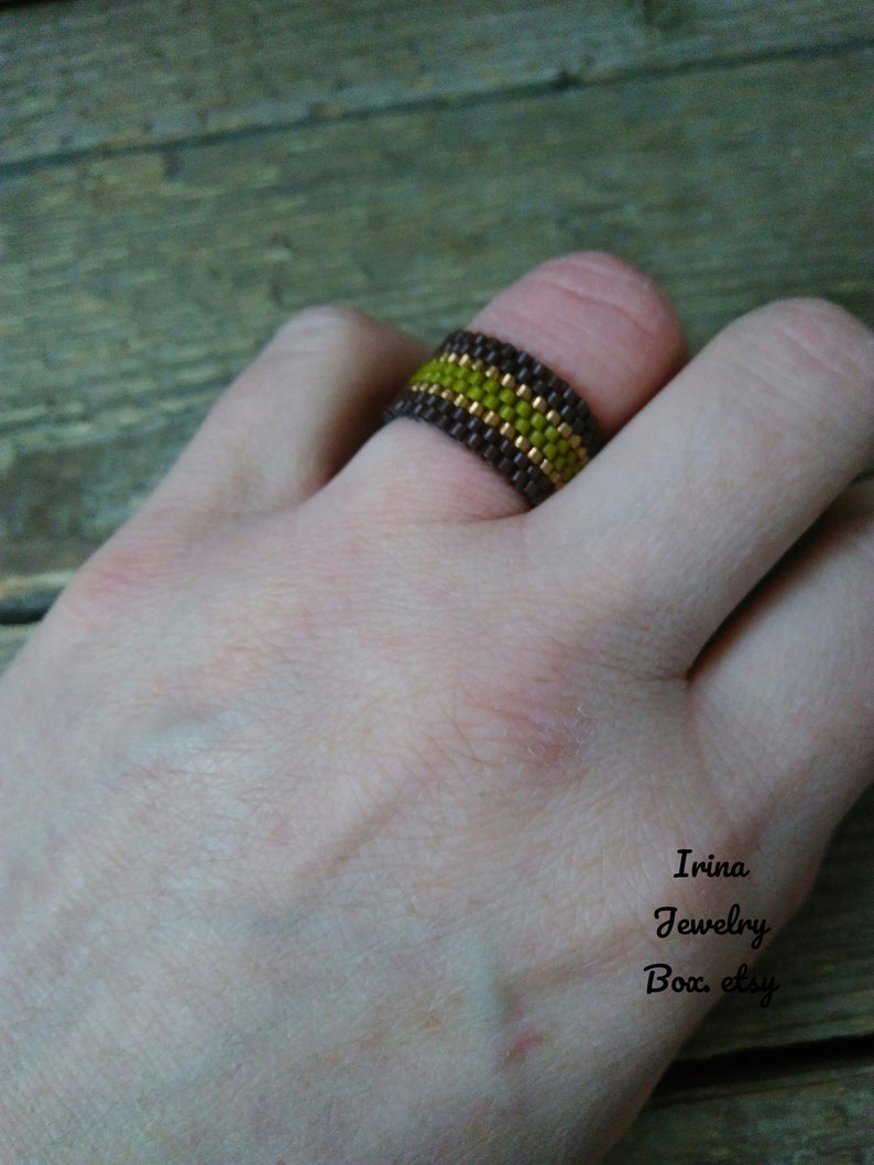 Beaded ring band Seed beads ring Simple Modern ring band statement ring band Seed bead jewelry Peyote ring Flat band