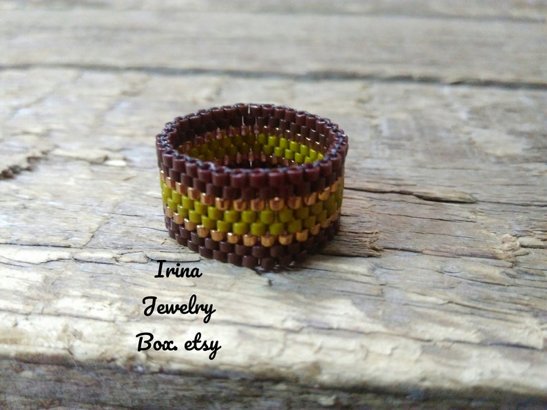 Beaded ring band Seed beads ring Simple Modern ring band statement ring band Seed bead jewelry Peyote ring Flat band