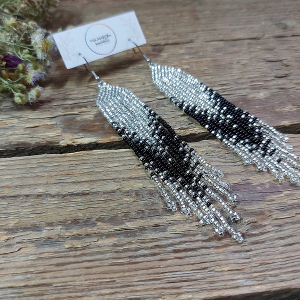 Silver and black beaded earrings,Sparkling silver seed bead earrings,Bead fringe earrings,dange earrings,Boho earrings,Long beaded earrings