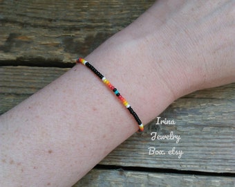 Black seed bead bracelet,Dainty Beaded bracelet,Boho bead bracelet,Simple tiny beads bracelet,Black Beaded bracelet,Beadwork bracelet/anklet