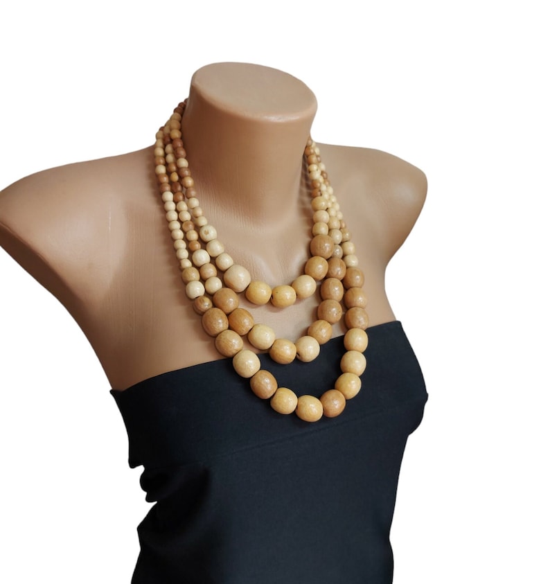 Collier en bois à trois rangées, collier de déclaration pour les femmes, collier de perles de bois, collier de perles de bois, bijoux écologiques image 3