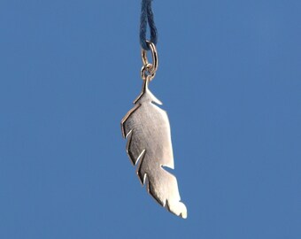 Feather silver pendant, gift idea - pendant with feather - feather necklace - unisex pendant