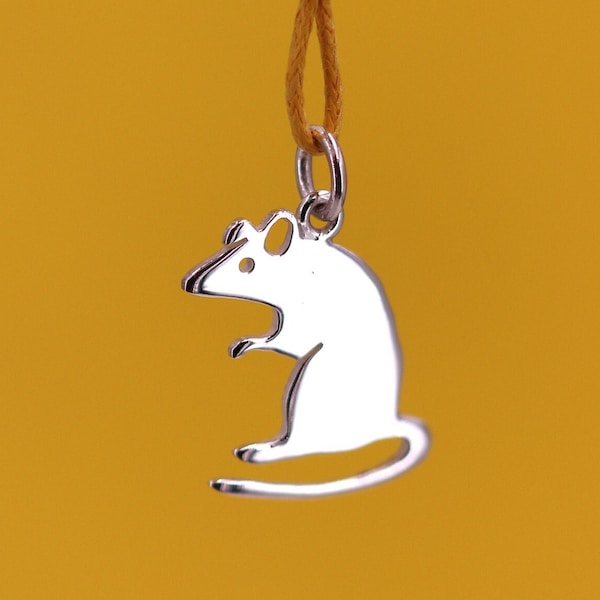 Rat pendant, mouse pendant in sterling silver handmade - customizable with engraving - animal pendant nice gift idea