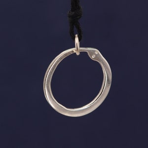 Ouroboros pendant - Silver snake biting its own tail - uroboro snake pendant - gift idea - pendant for men and women