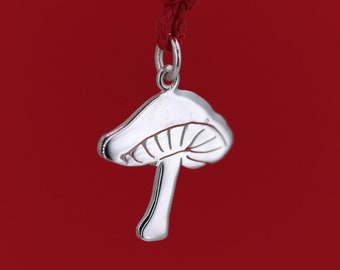 Pingente de cogumelo, pingente feito à mão em prata 925 - personalizável com gravura - pingente natureza