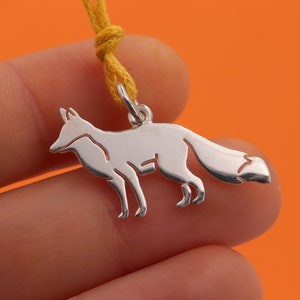 Pendentif renard en argent 925 Idée cadeau petit renard Collier renard pendentif animal fait main cadeau anniversaire image 1