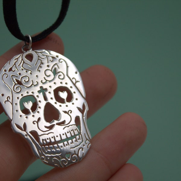 Pendentif en argent 925 avec crâne mexicain - crâne de sucre - crâne de sucre - fait à la main - idée cadeau - old school - pas de nickel