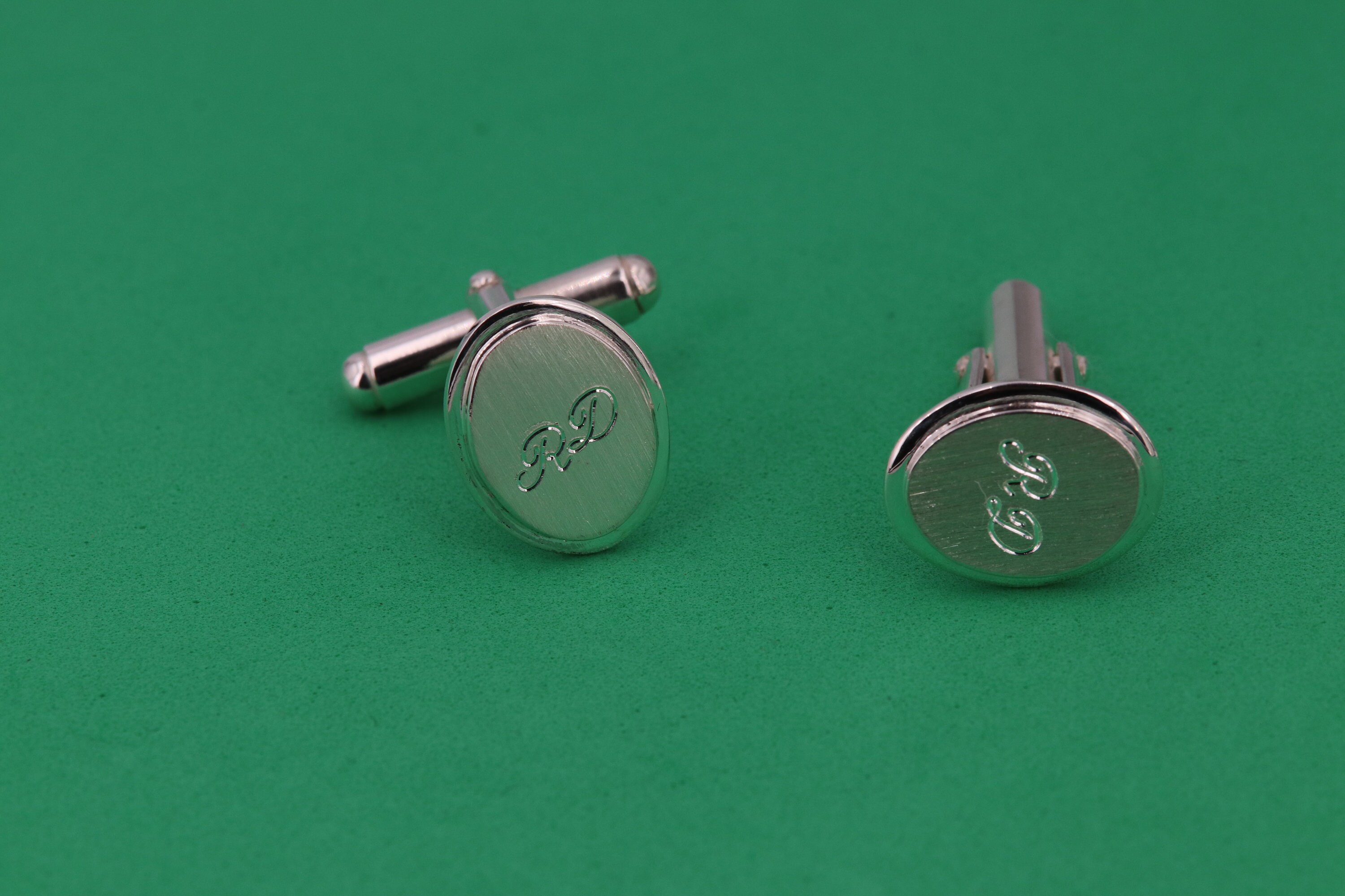 Boutons De Chemise Anciens - Amaze Germany, Métal Doré Et Nacre, Occasion, Référence F2
