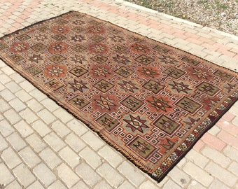 Vintage Turkish Kilim Rug: Handmade Wool Bohemian Area Rug (57x106 inches)