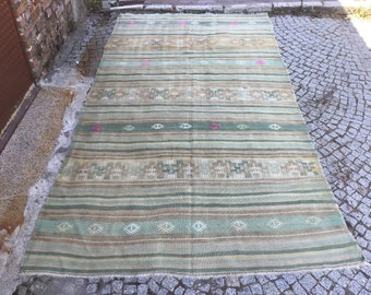 Vintage Turkish Kilim Rug: Handmade Wool Bohemian Area Rug (63x114 inches)