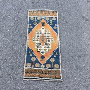 Vintage Küchenteppich, Rosa Weißer Oushak Teppich, Türkischer Kleiner Teppich, Persischer Teppich 70x120, Teppich für Badezimmer, Wollteppich, Azteken Teppich-Kissen