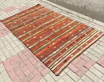 Vintage Turkish Kilim Rug: Handmade Wool Boho Area Rug (58x105 inches)
