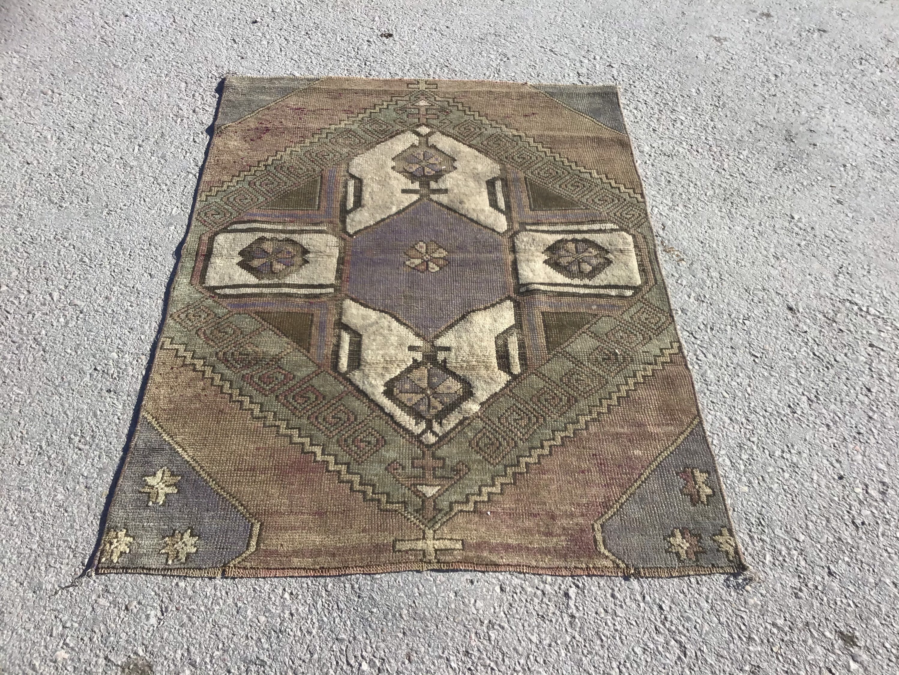 Bohemian rug, Vintage rug, Area rug, Turkish rug, Oushak rug, Livingroom rug, Saloon rug, Home decor rug, Wool rug,