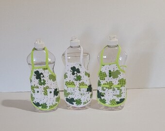 St. Patrick's Day Dish Soap Bottle Apron