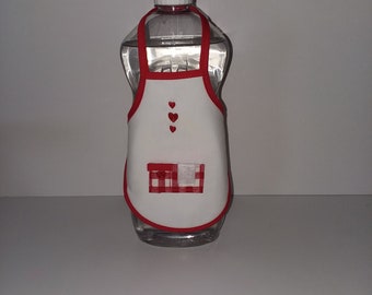 A Sweet Valentine's Day Dish Soap Bottle Apron