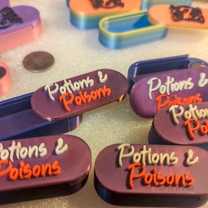 Cute Pill Box for Purse - Travel Pill Box or Pill Case - Cat Pill Box - Cat Lover Gift - 3D Printed