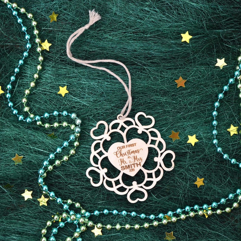 Wood Snowflake Ornament PERSONALIZED WOODEN ORNAMENTS for Family Snowflake Decorations Personalized Christmas Ornaments for Couple
