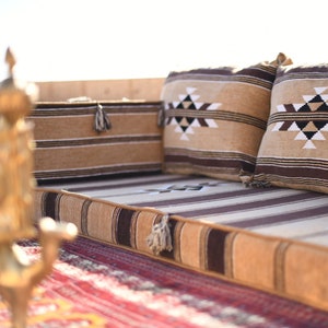 ARABIC Artuqid CAMEL Oriental Seating - Majlis - Velvet - floor seating -sofa Indoor / outdoor - Hookah lounge - Home 6pcs
