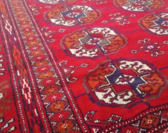 Bukhara hand-knotted tekke rug Bokhara carpet made in Turkmenistan 200x140cm, very finewoven
