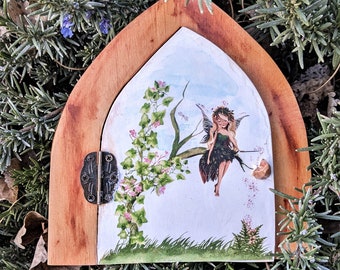 Magical Fairy Door | Miniature Tree Door with Fairy | Mini Functional Door that Opens and Closes