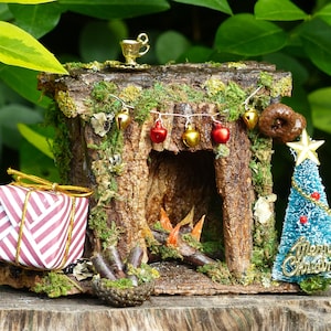 Miniature Christmas Fireplace - Fairy House, Dollhouse, Xmas Gift, Father Christmas, Home Decor, Fairy Garden, Fairy Furniture, Faery Art