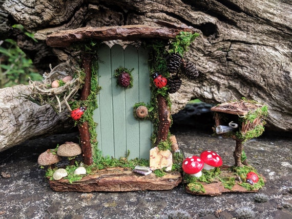 Puerta de hadas de hoja de goma, puerta de hadas, casa de hadas, casa de  hojas, jardín de hadas, accesorios de hadas, jardín en miniatura, comida de  hadas, hadas, muñecas 