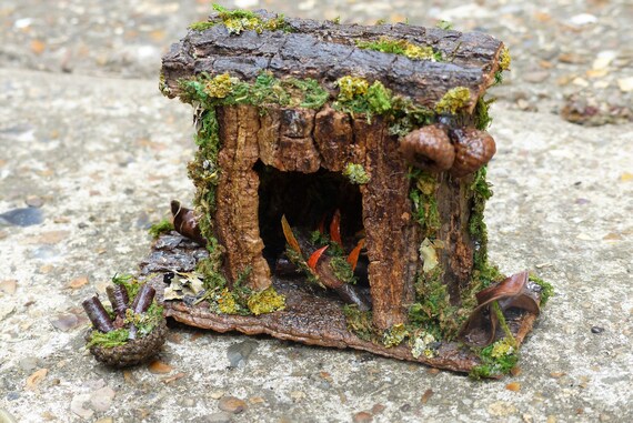 Small 11cm Wooden Bridge for Miniature Fairy GardensDIY Fairy Gardens