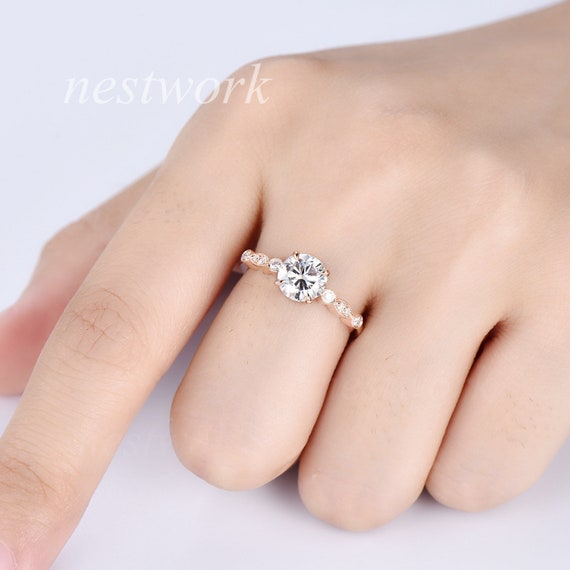 Moissanite Engagement Ring antique 6.5 Mm Round Cut Moissanite
