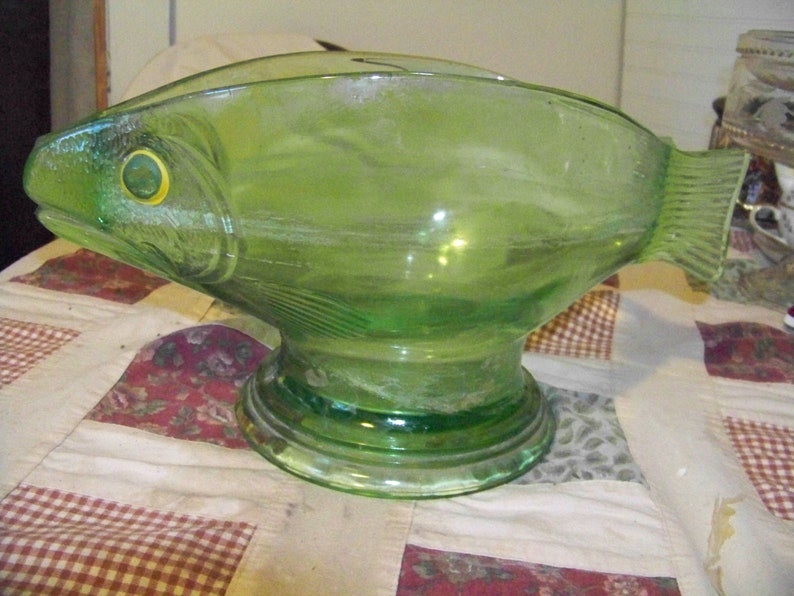 L E Smith Green Depression Uranium Glass Fish Vase/Bowl 1931 Etsy
