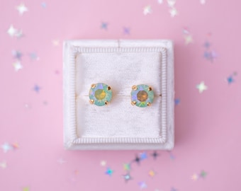 Pacific Opal Glacier Blue stud of leverback drop oorbellen - 8 mm