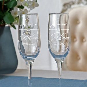 Personalized Wedding Champagne Flutes Set of 2, Engraved Bride and Groom Glasses with Names and Date, Custom Toasting Flutes for Wedding Day