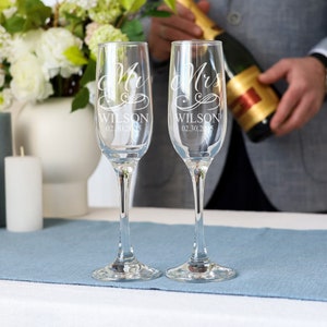 Personalized Wedding Champagne Flutes, Bride and Groom Glasses, Custom Toasting Glasses, Engraved Wedding Gift, Bridal Champagne Glass Set
