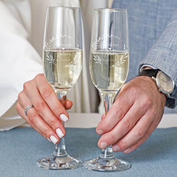 Flûtes à champagne personnalisées, verres de mariage gravés, verres à toast de M. et Mme, flûtes personnalisées lui, boîte cadeau incluse