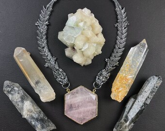 Pytho/// Silver Gold Rose Quartz Dragon Statement Necklace (DEJ-NDD15-RQ)