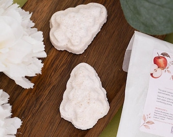 Apple & Cinnamon Aromatherapy Bath Bombs | Pack of 3 | Natural Relaxing Bath Fizzers for Stress Relief and Calm | Vegan, Plastic-Free
